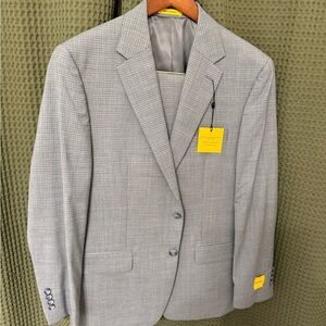 HICKEY FREEMAN Mens Suit